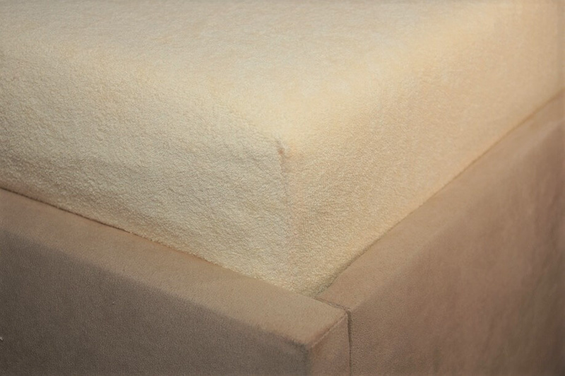 Prześcieradło frotte z gumką jasno morelowe 180x200